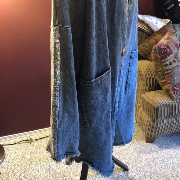 Denim jacket - Picture 5 of 7